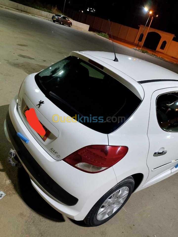 Peugeot 207 plus 2013 207 plus