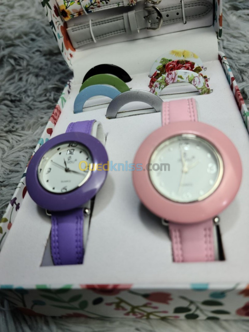 Coffret montre pour fille avec bracelets et A