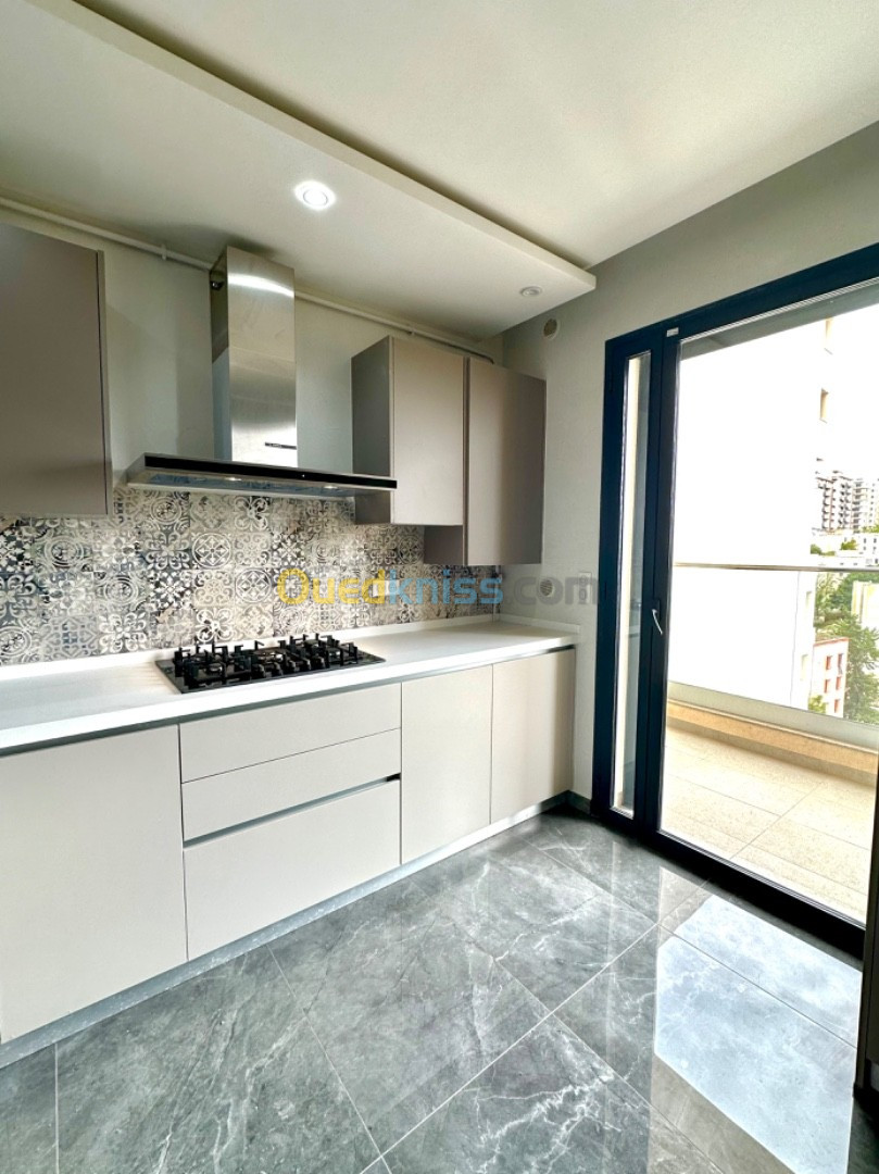 Vente Appartement F4 Alger Hydra