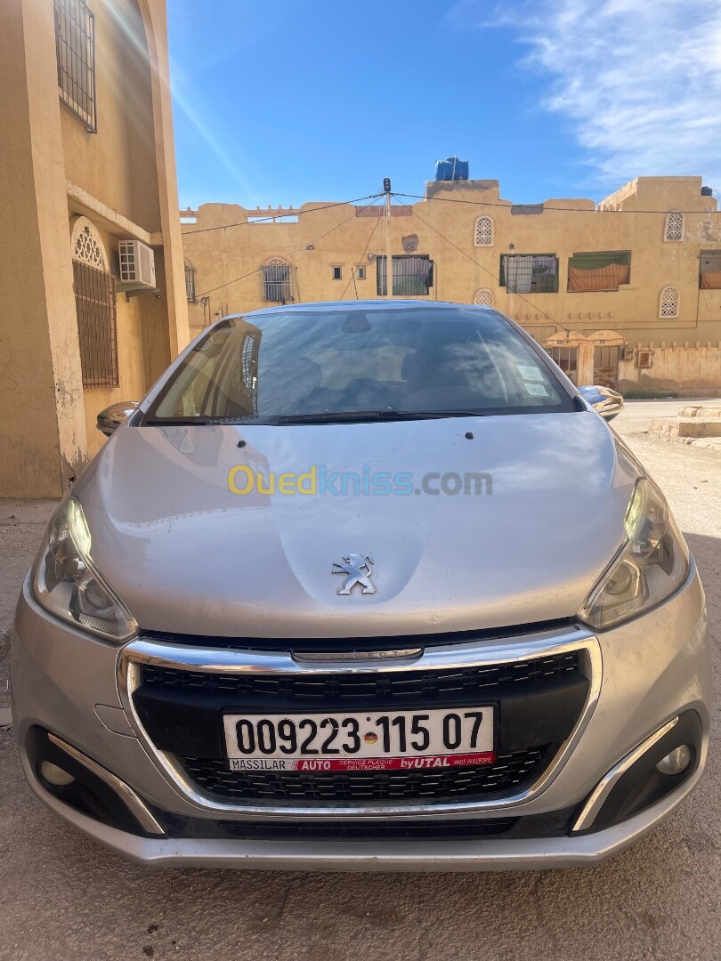 Peugeot 208 2015 Allure Facelift