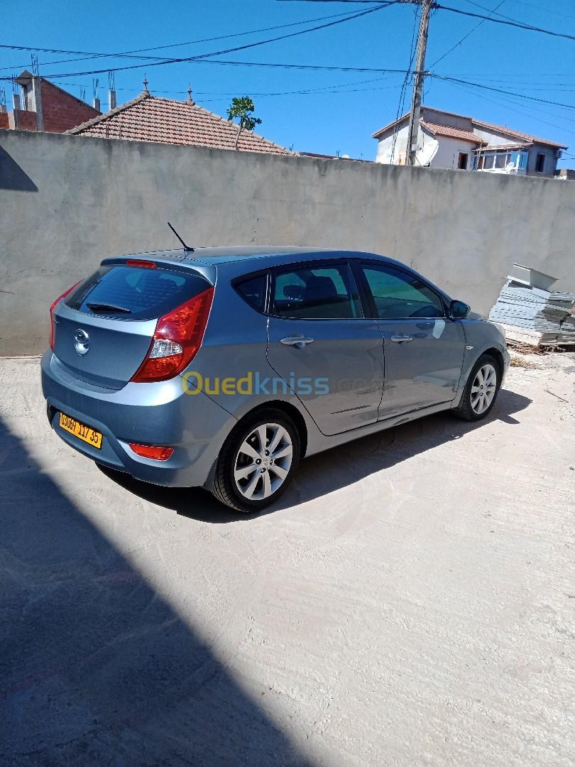 Hyundai Accent RB  5 portes 2017 GL DZ