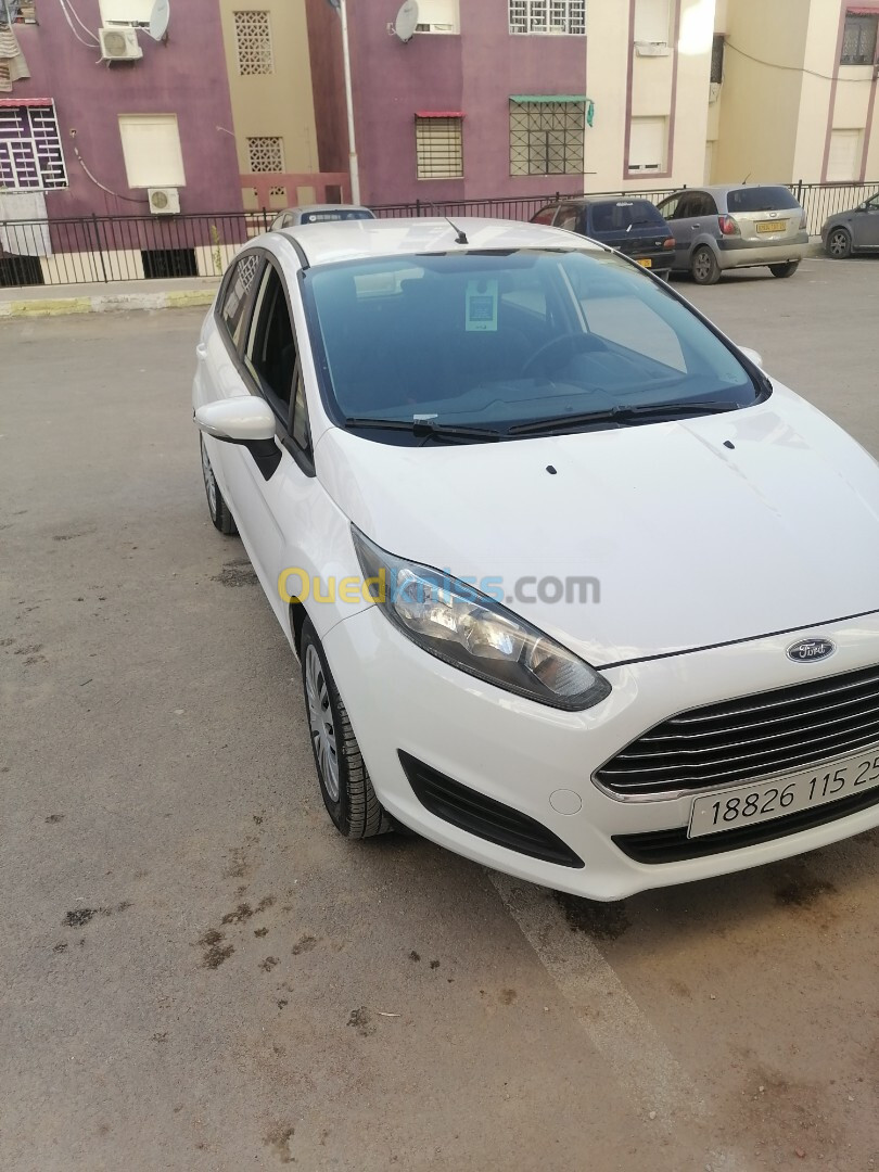 Ford Fiesta 2015 Trend Look