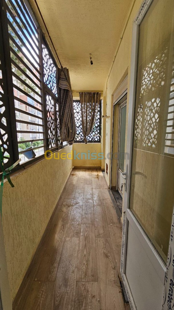 Vente Appartement F4 Alger Bordj el bahri