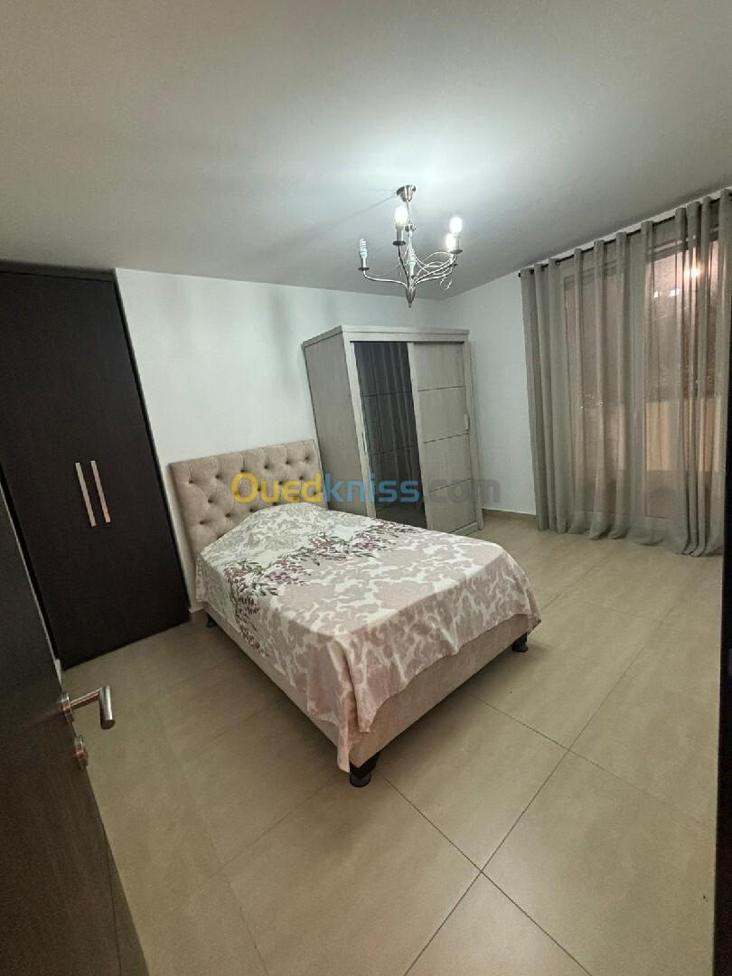 Location Appartement F4 Alger Hydra