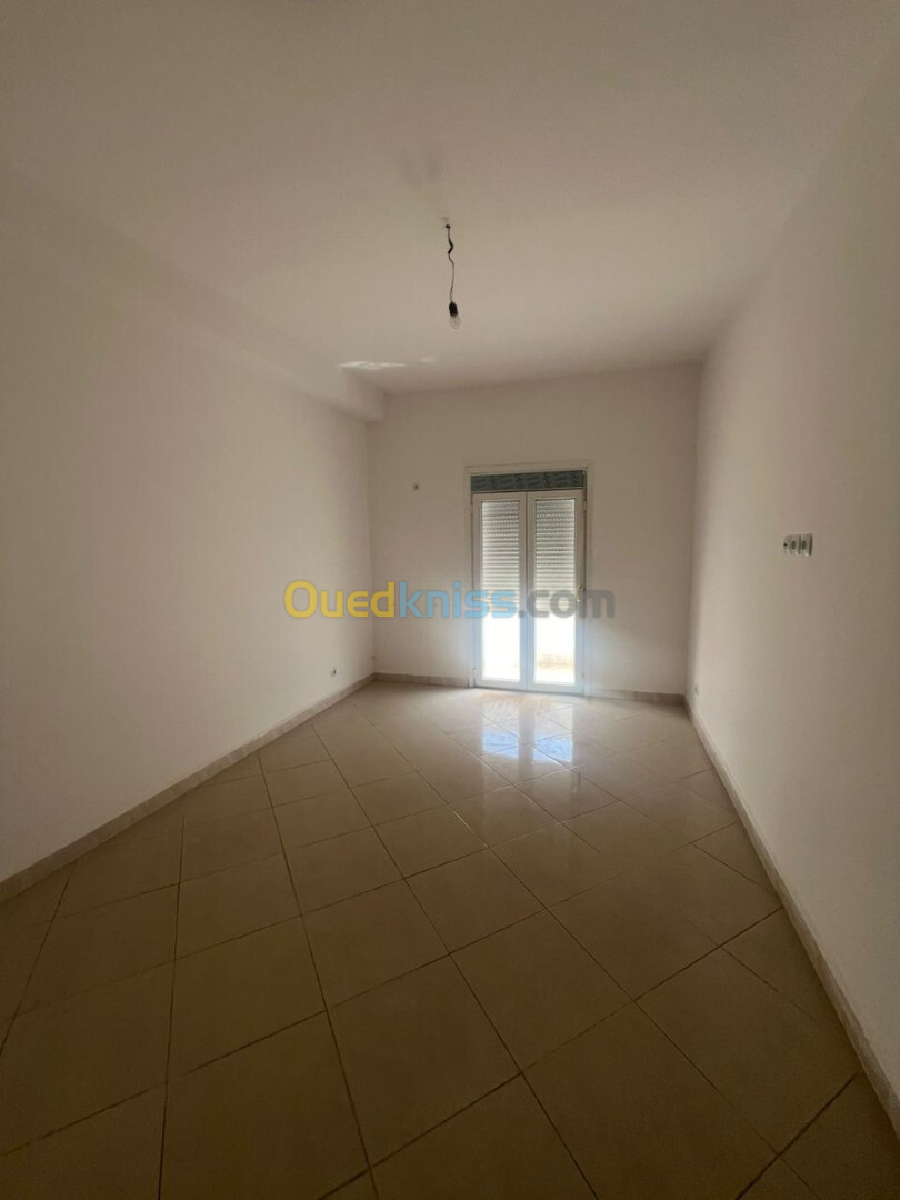 Location Appartement F3 Alger Said hamdine