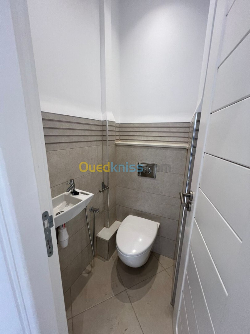 Location Appartement F5 Alger Hydra