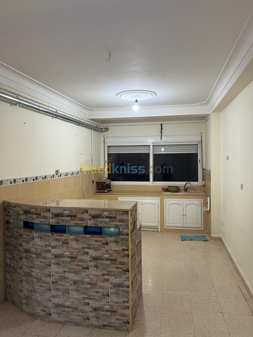 Location Appartement F3 Alger Birkhadem