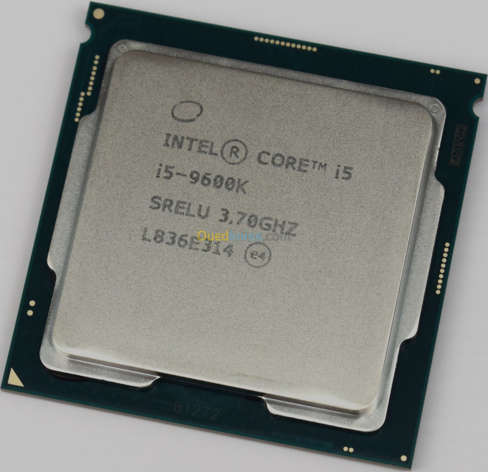 CPU intel core i5 9600k  (9 Mo de cache, jusqu'à 4,60 GHz)