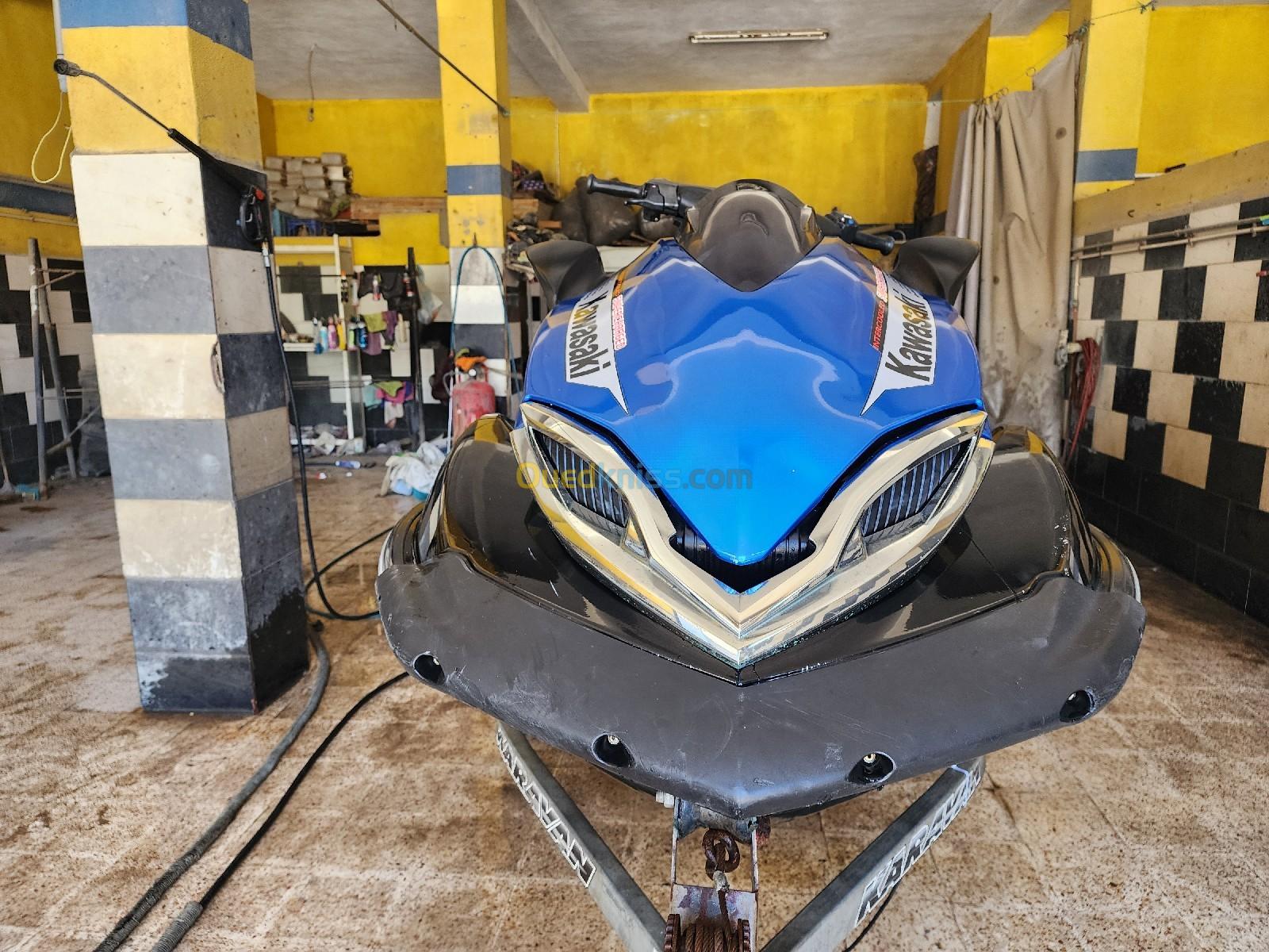 Jet ski  Kawasaki Ultra 300 x 2012