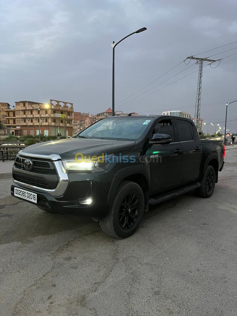 Toyota Hilux 2020 