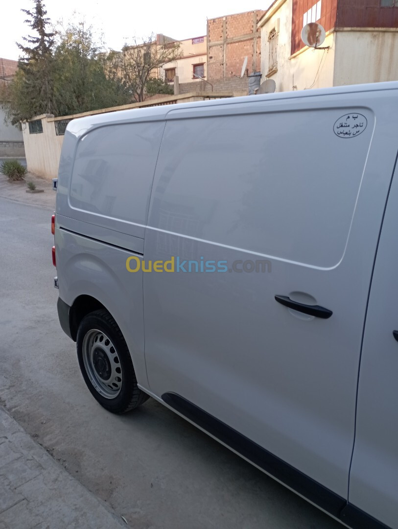 Fiat Scudo 2024 17"