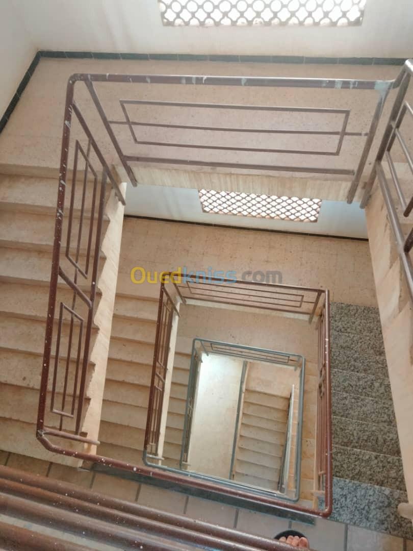 Vente Appartement F3 Oran Bir el djir