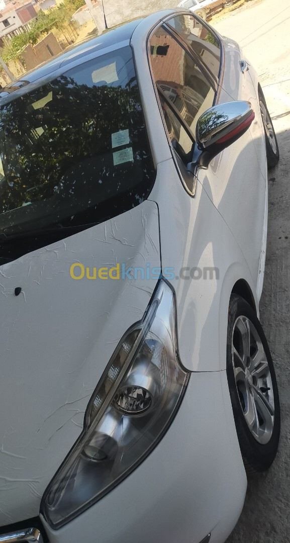 Peugeot 208 2013 Allure