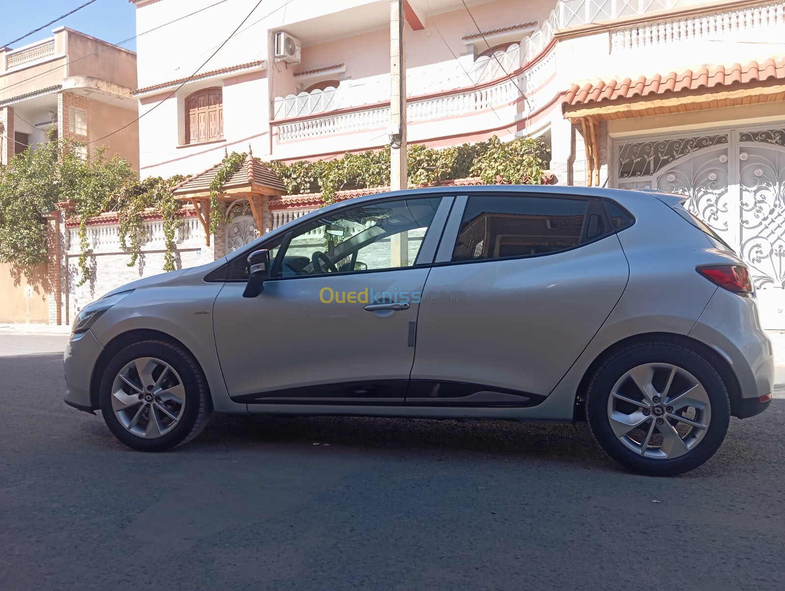 Renault Clio 4 2017 Limited 2