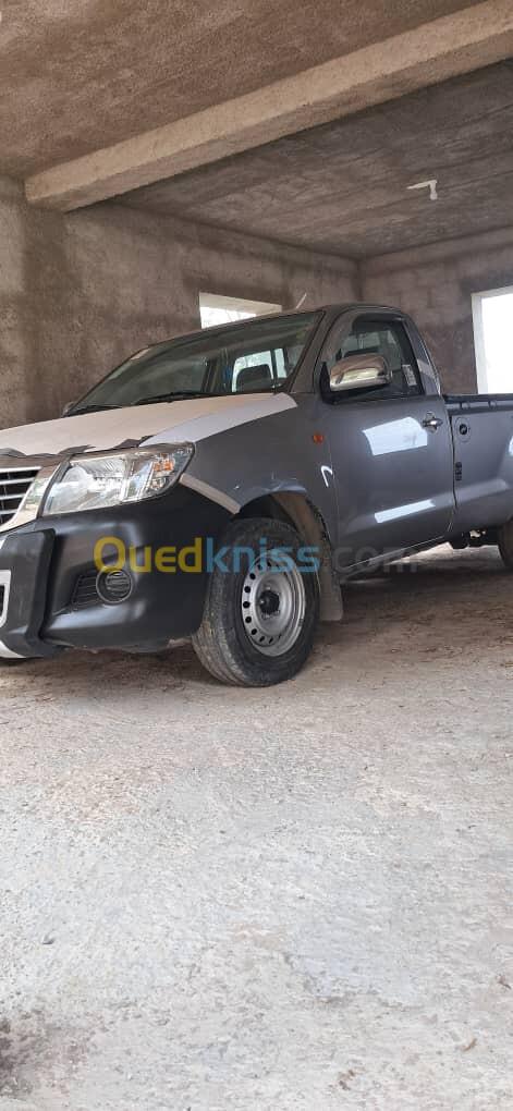 Toyota Hilux 2016 LEGEND SC 4x2