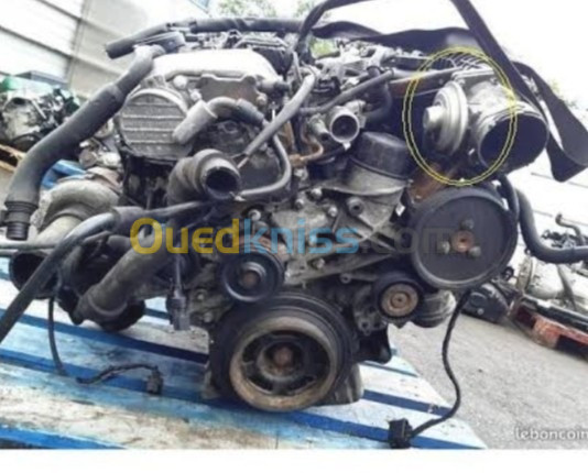 Moteur + boite + mémoire +faisceau + clef Mercedes OM 646 c220 w204