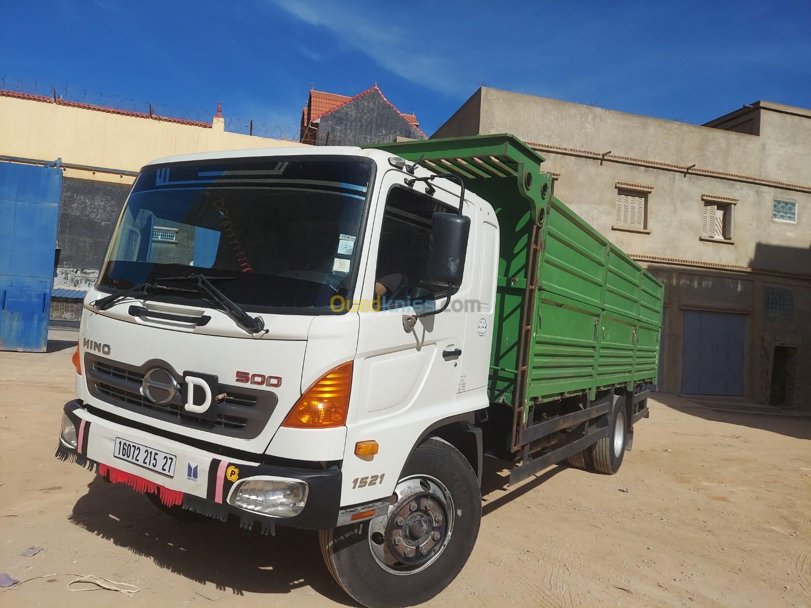 TOYOTA HINO Hino 500 2015