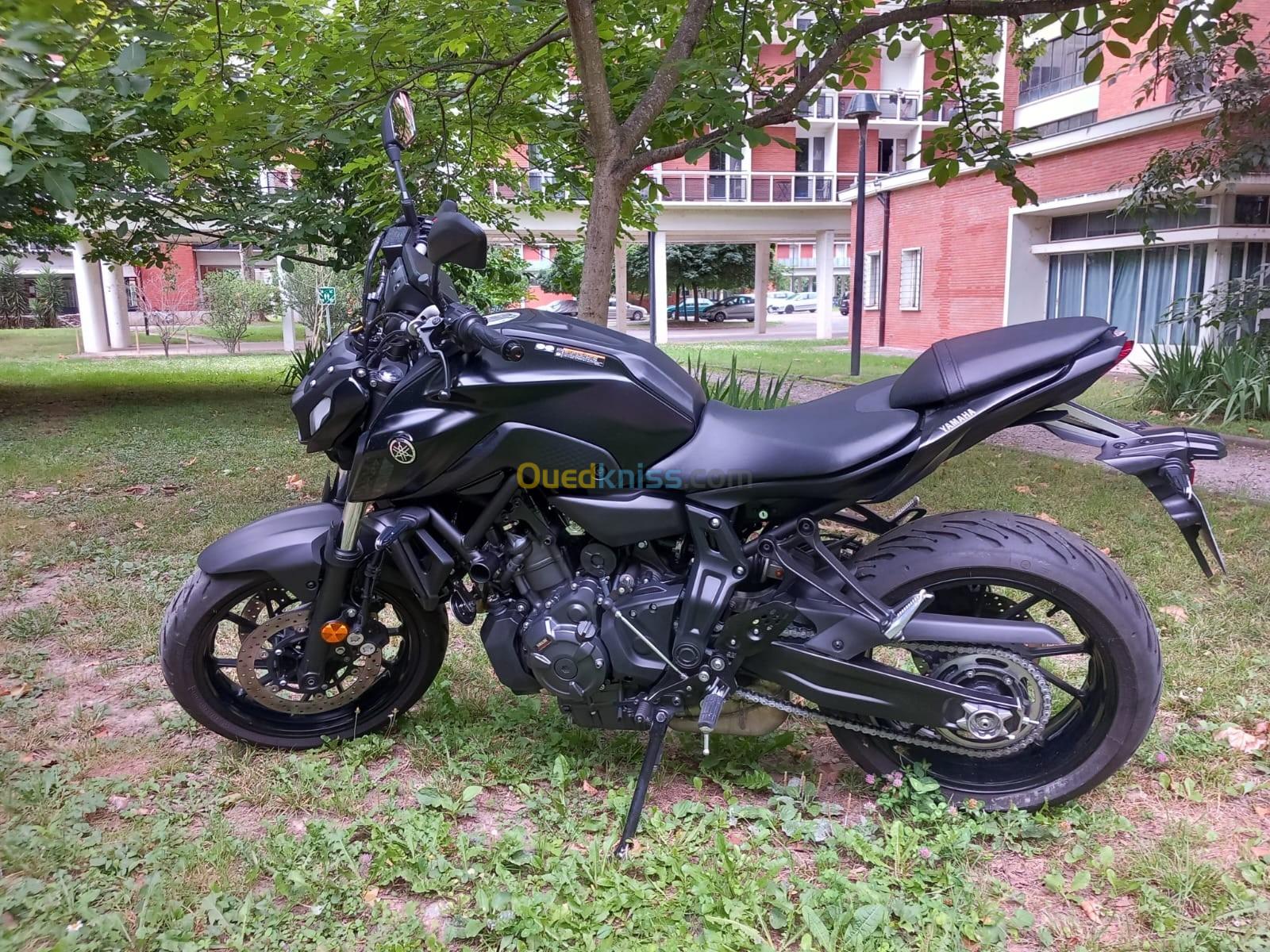 Yamaha MT 07 2024