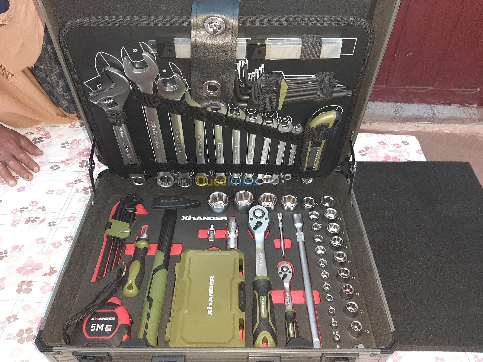 Caisse des outils 