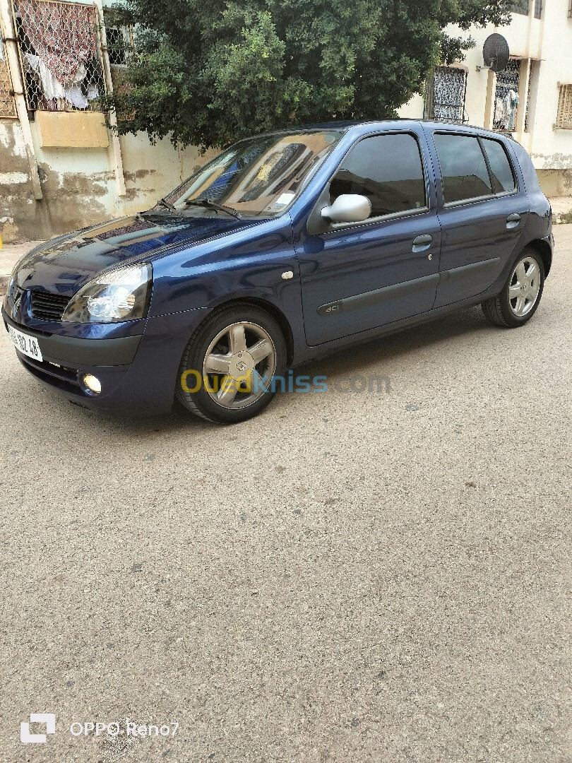 Renault Clio 2 2002 Extreme