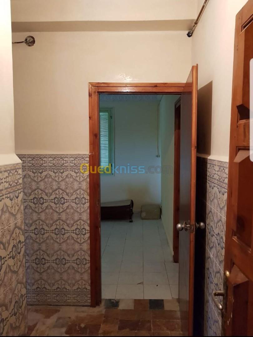 Location Niveau De Villa F3 Alger Douera