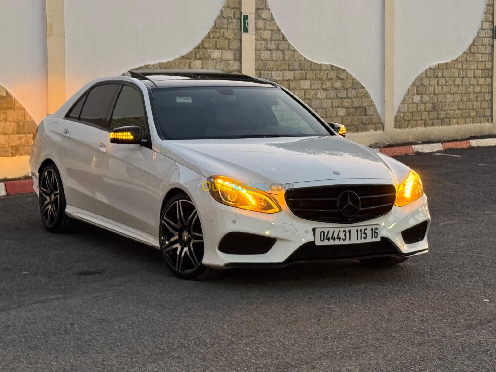 Mercedes Classe E 2015 AVANTGARDE Pack AMG