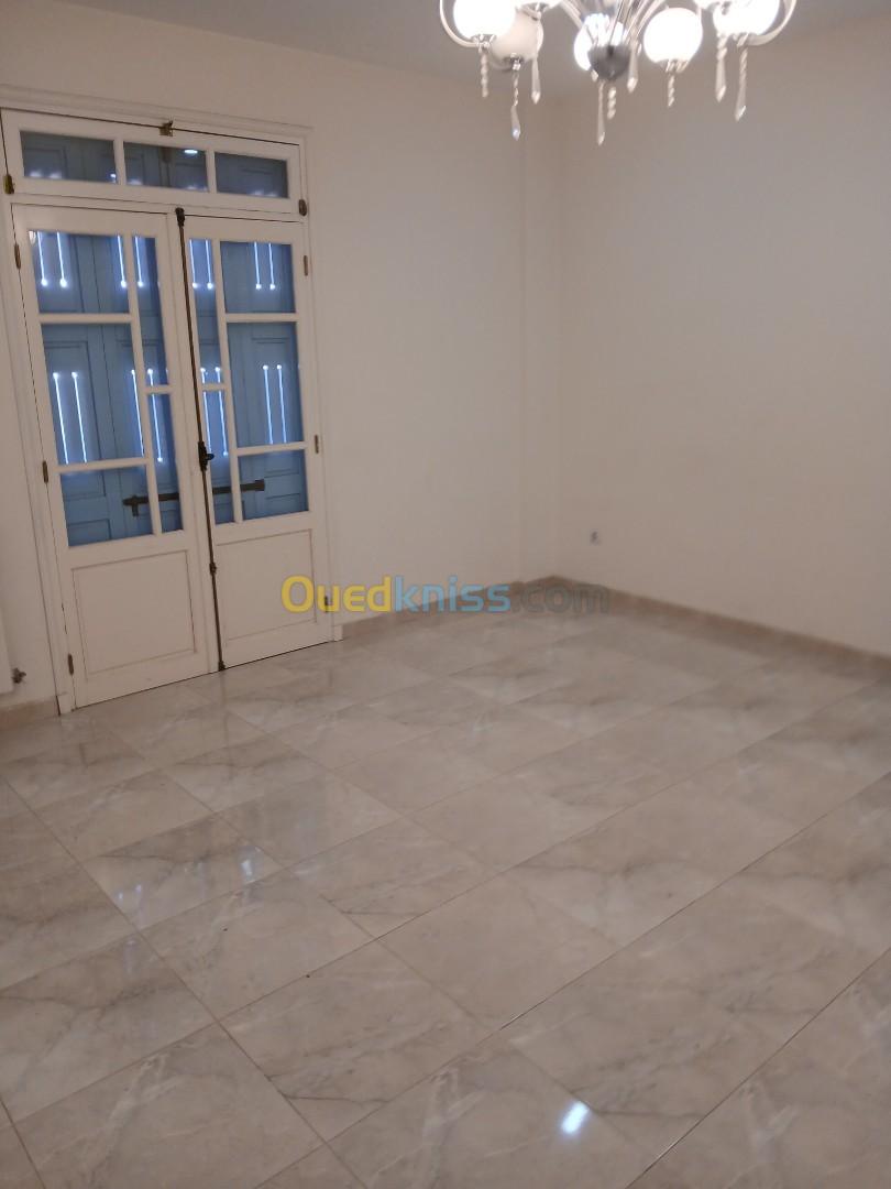 Vente Appartement F03 Alger Hussein dey