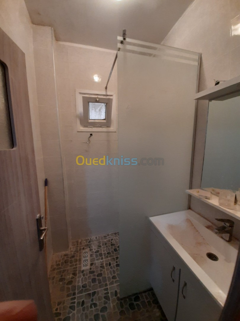 Cabine de douches italien sur mesure  rampe escalier inox 