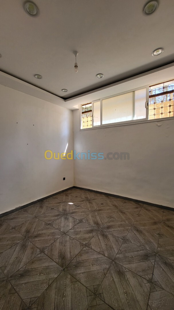 Location Appartement F3 Alger Ain benian