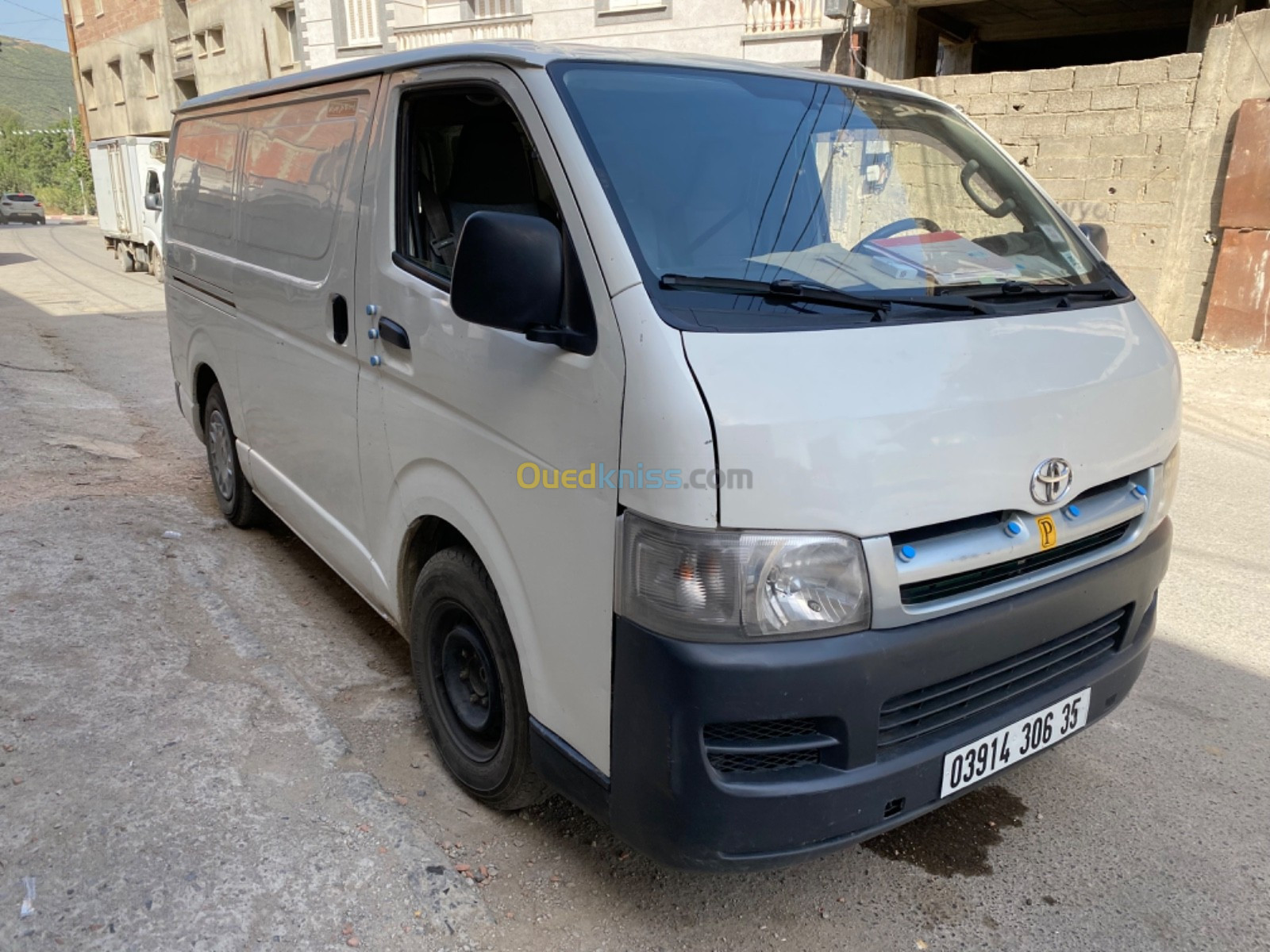 Toyota Hiace 2006