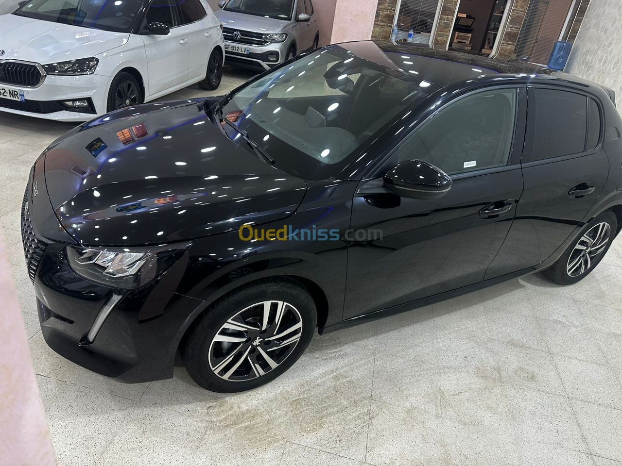 Peugeot 208 2023 Allure