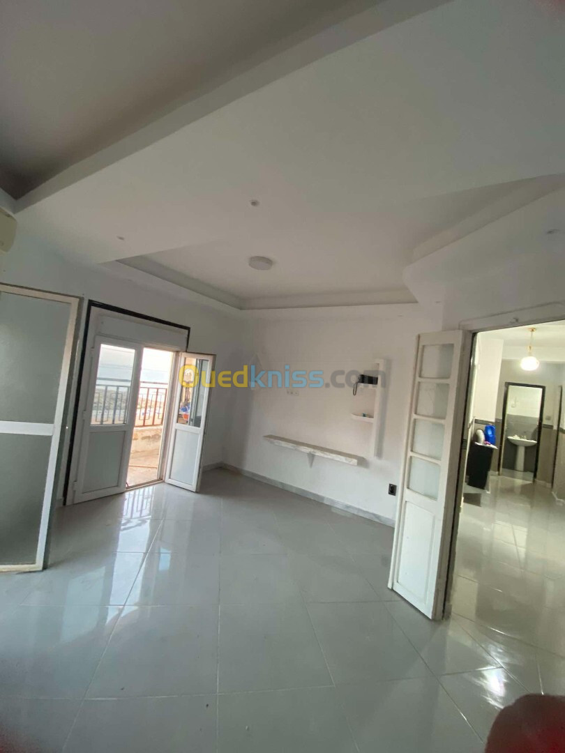 Location Appartement F3 Mostaganem Mostaganem