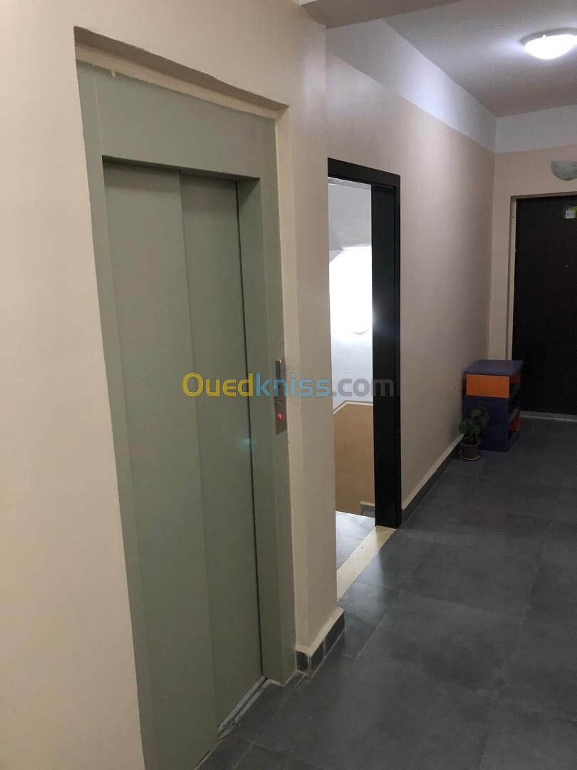 Location Appartement F4 Alger El achour