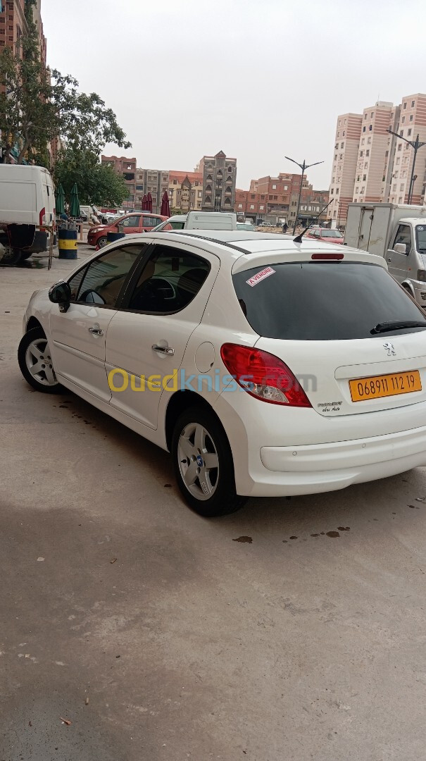 Peugeot 207 2012 207