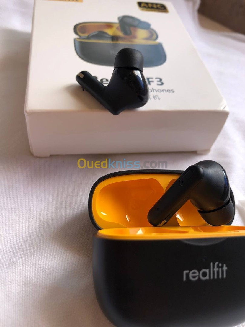 سماعات اصلية من realfit 