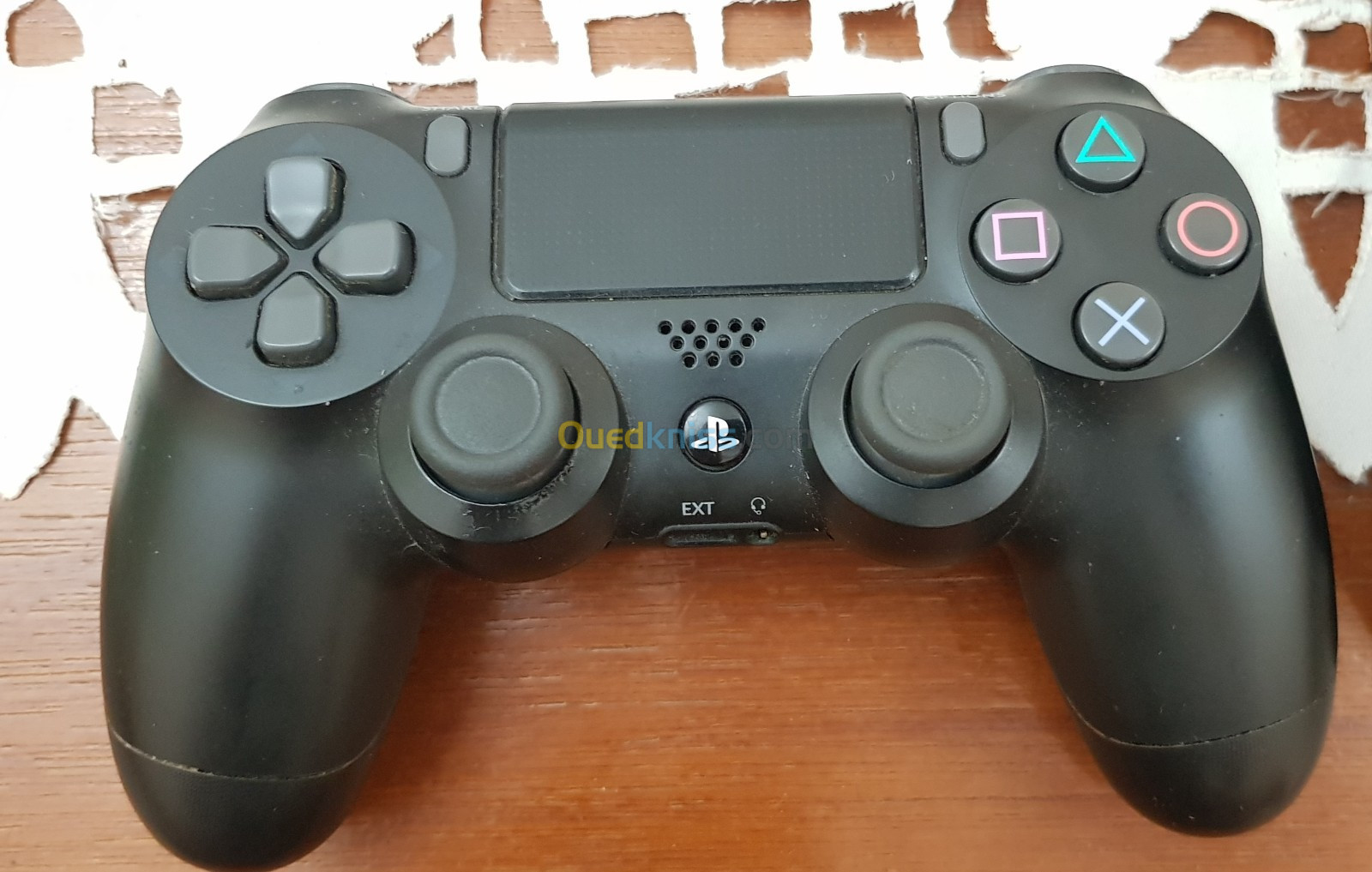 Ps4 slim 1tb Avec 1 manette original