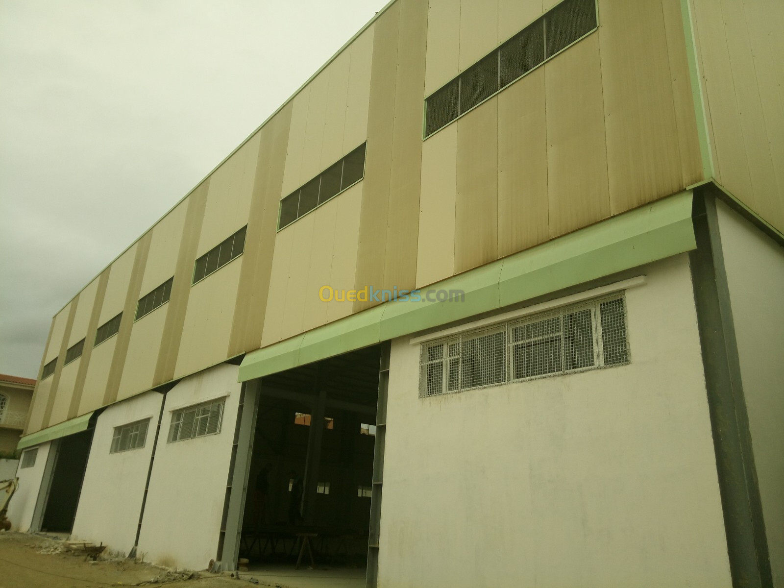 Location Hangar Blida Blida