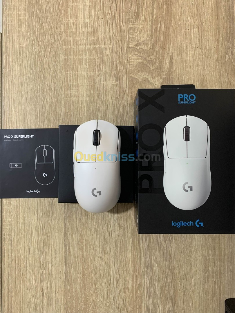 Souris Gamer Logitech G PRO X SUPERLIGHT