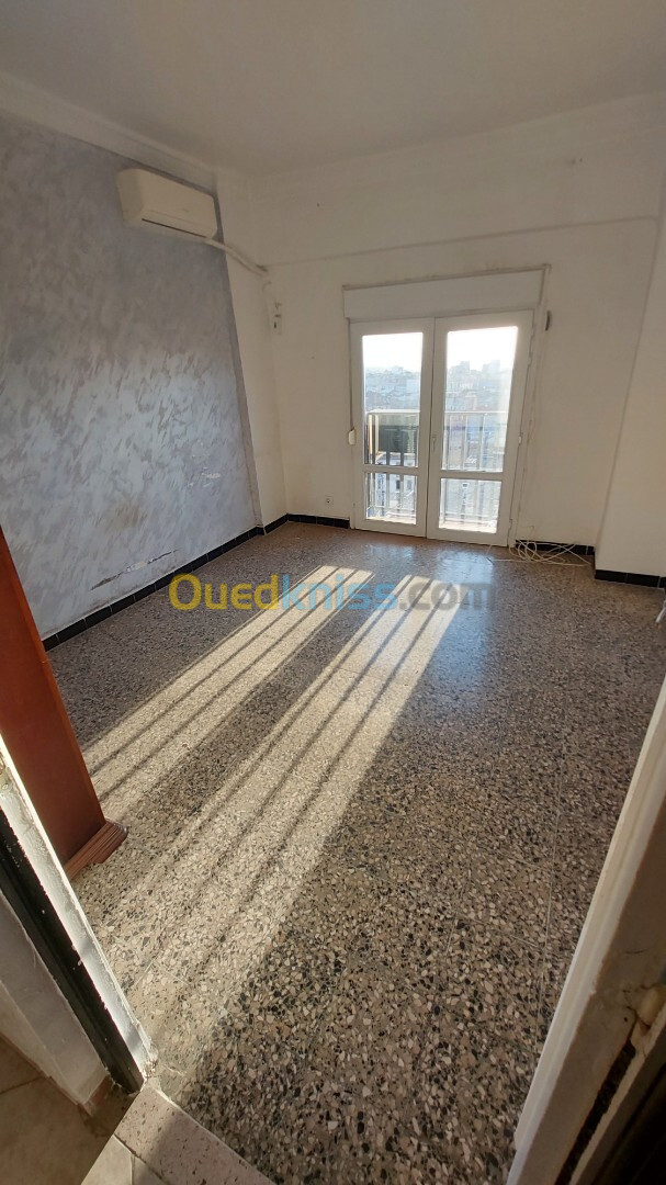 Vente Appartement F5 Blida Blida