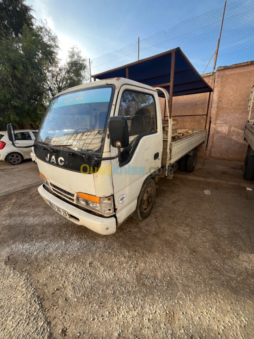 JAC Jac 1025 2004