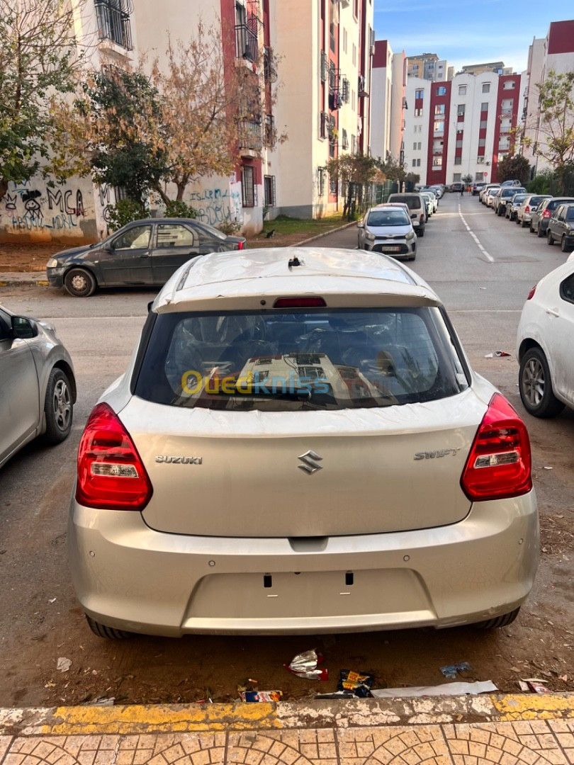 Suzuki Swift 2023 La tout