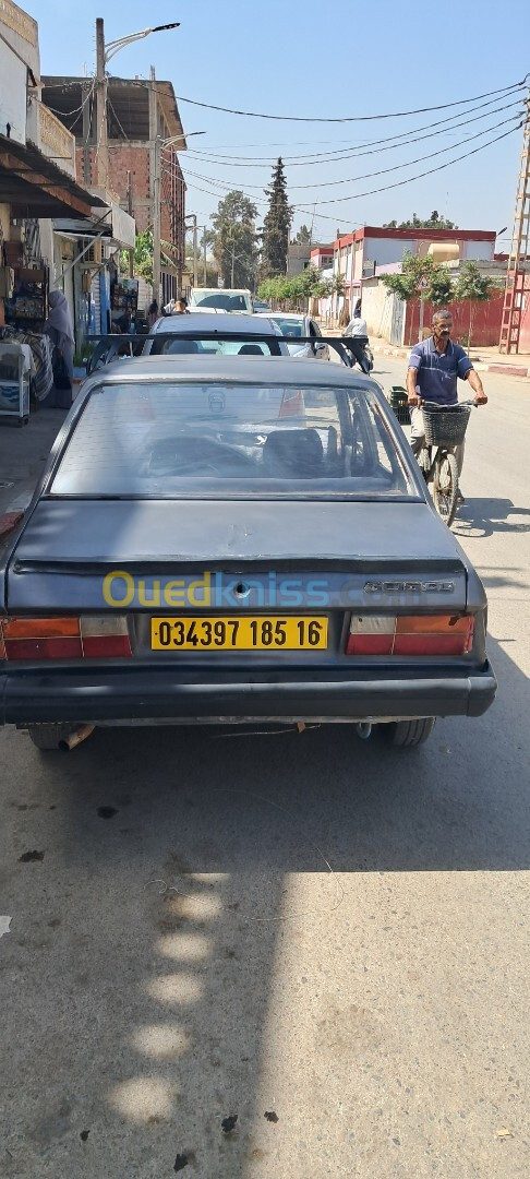 Peugeot 305 1985 305