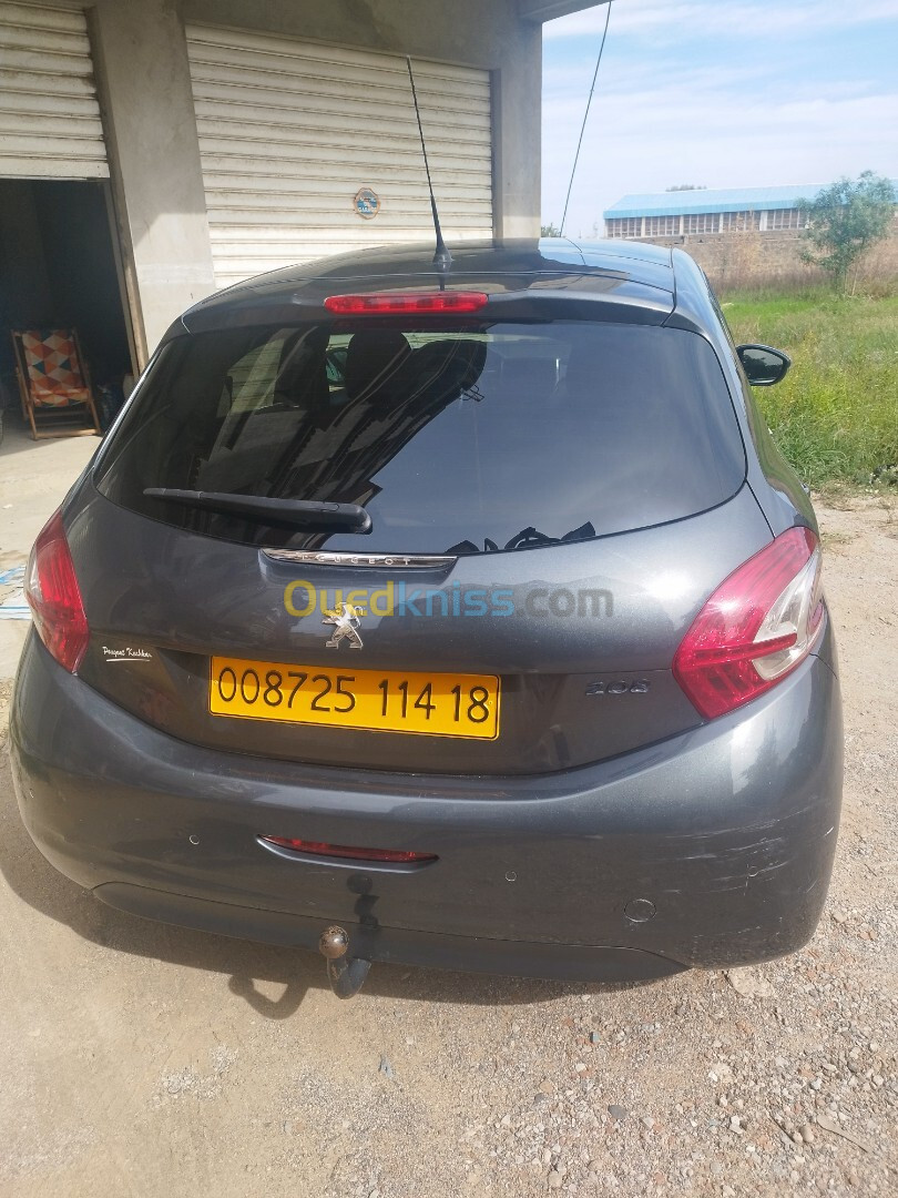 Peugeot 208 2014 Alure