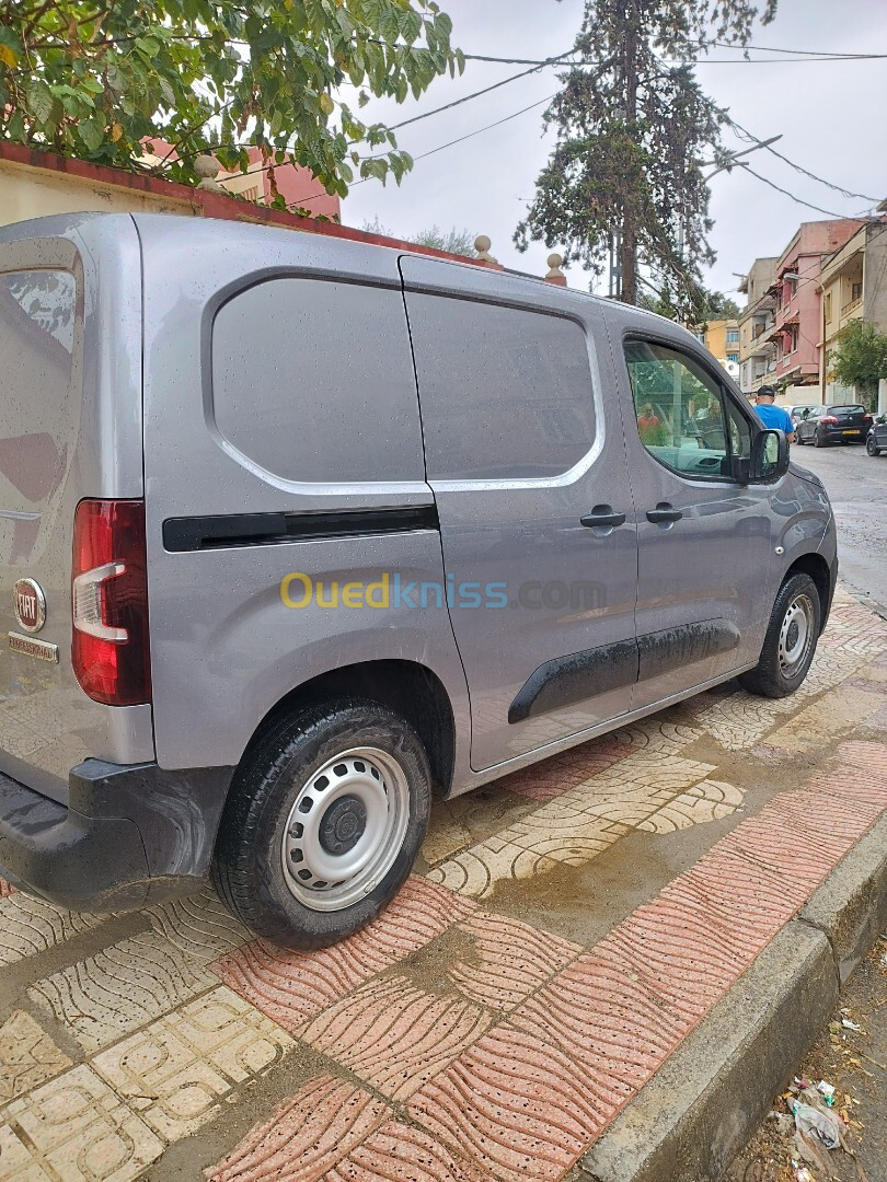 Fiat Professional Doblo 2024 Italie