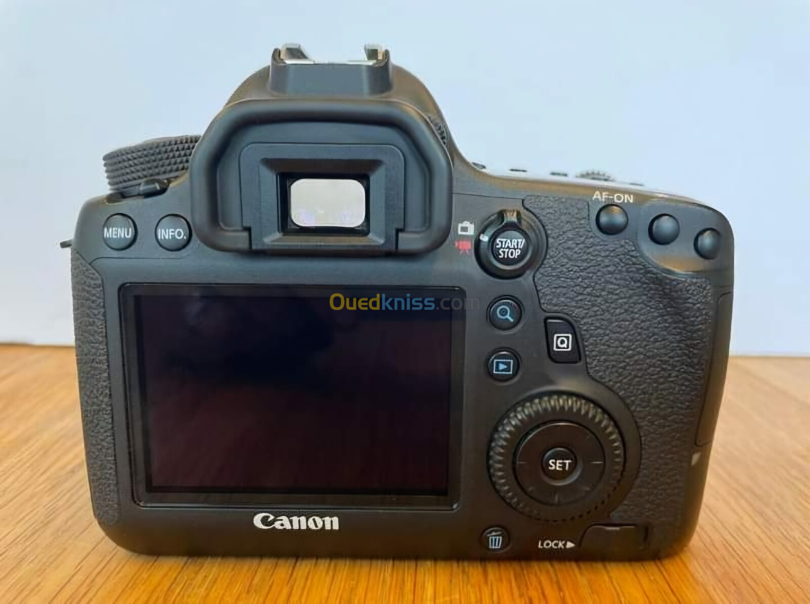 Canon 6d boitier nu 8k clics