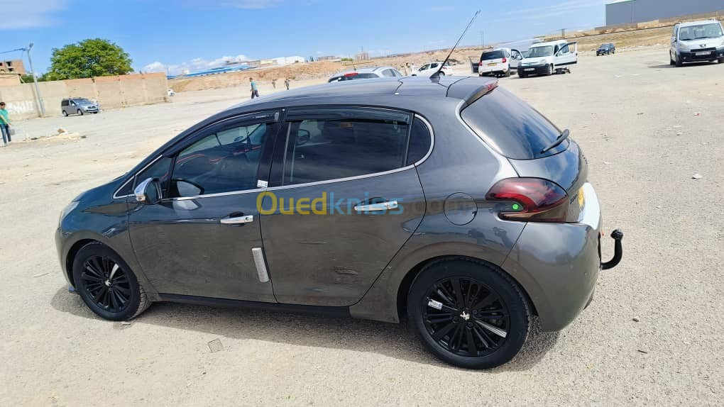 Peugeot 208 2016 GT Line