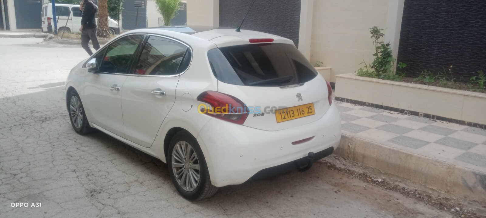 Peugeot 208 2016 Allure Facelift