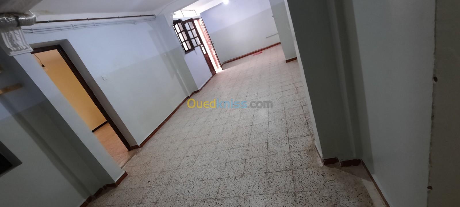 Vente Appartement F4 Bechar Bechar