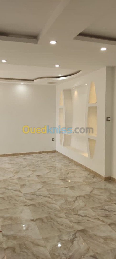 Vente Appartement F4 Alger Bordj el kiffan