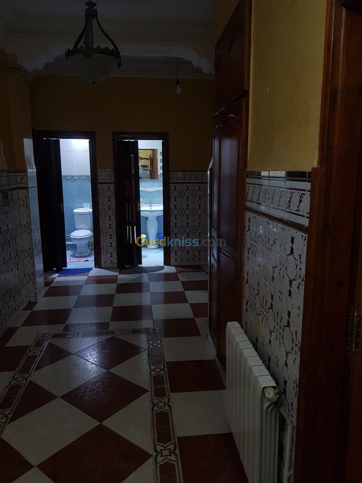 Location vacances Appartement F3 Alger Mohammadia